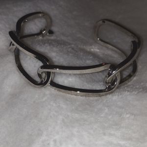 Cuff Braclet